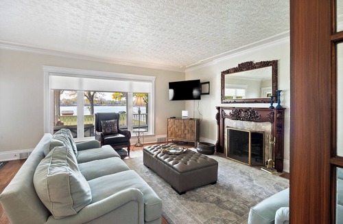 Amherstburg House | The Quaint Escape