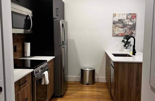 Downtown Halifax Apartment | The Royal Traveller, Downtown, AC