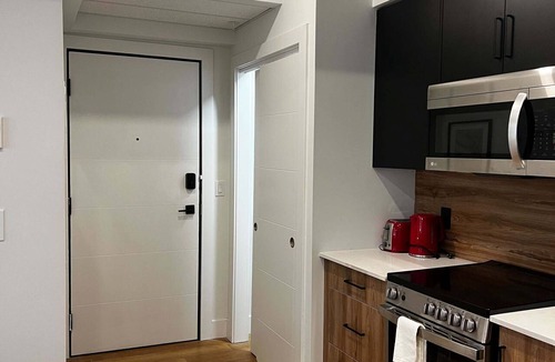 Downtown Halifax Apartment | The Royal Traveller, Downtown, AC