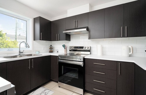 Laval House | The Saint-Francis