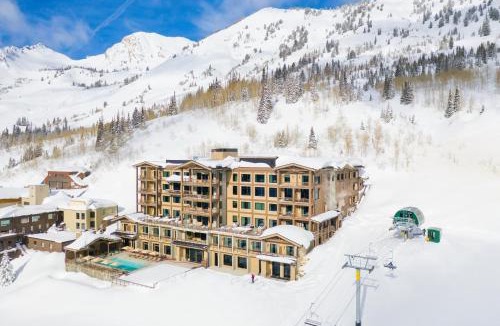 Salt Lake Mountain Resorts Cabin | The Snowpine Lodge