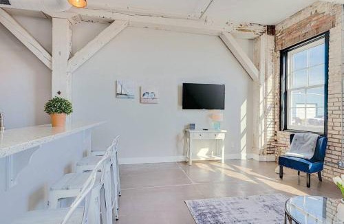 Newport News Apartment | The Speakeasy Downtown Newport News
