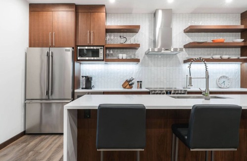 Revelstoke Condo | The Timber Den with Indoor Hot Tub