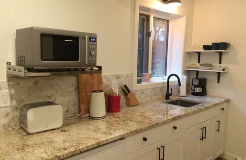 Banff Apartment | The Ugly Bunny Guest House | King Bed