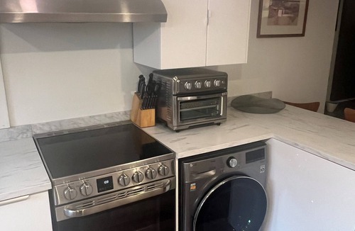Dovercourt Park Apartment | The unit is centrally located and close walk to the subway.