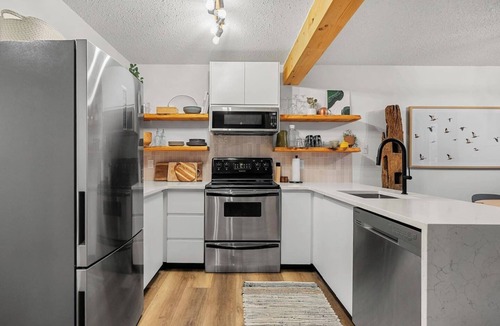Panorama Condo | The Vantage | Ski-in/Ski-Out | Resort Access | AC