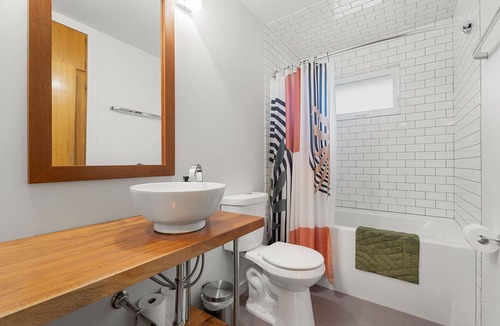 Saskatoon House | The Vintage Bungalow Retreat