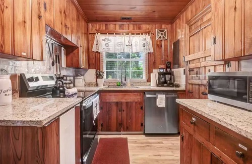 Rocky Mount House | The Whimsical Barn