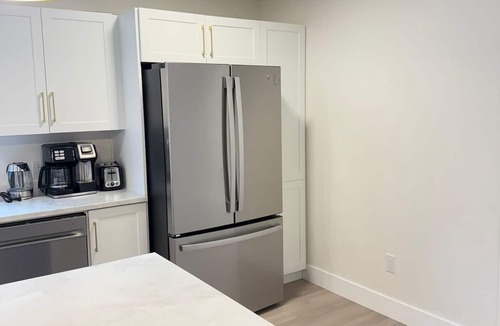 Terra Nova Apartment | Three Bedroom cozy apartment with patio