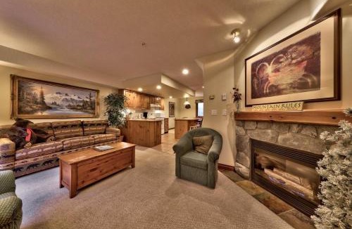 Sun Peaks House | Timberline Village #38