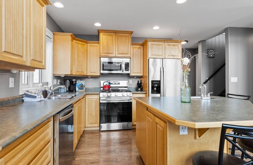 Fairways House | Timberwolf Lodge - Private, Luxurious, Ski-in/Out Chalet