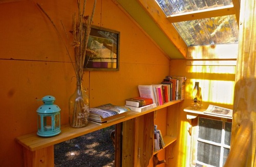 Marsh Lake Cabin | Tiny House/ Cabin, Marsh Lake, YT