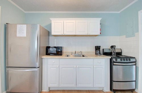 Sunset Beach Condo | Top floor Continental 1 Bedroom