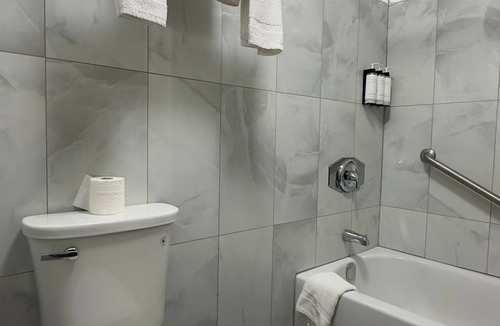Parry Sound Hotel | Town Centre Inn - Parry Sound