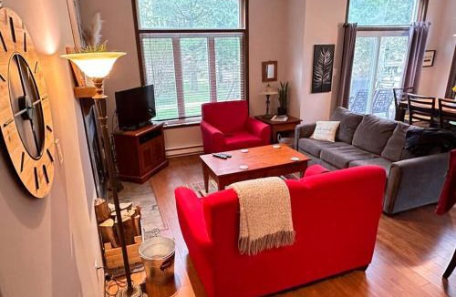 Mont-Tremblant Apartment | Townhouse cottage-style Tremblant