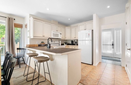 Mont-Tremblant Villa | Townhouse on the Golf w/Pool Access -Aiglon 1666