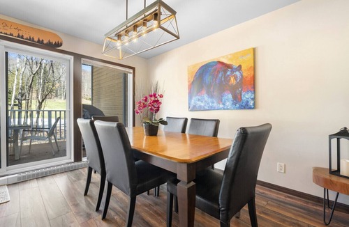 Mont-Tremblant Villa | Townhouse with Free Shuttle to Tremblant Resort