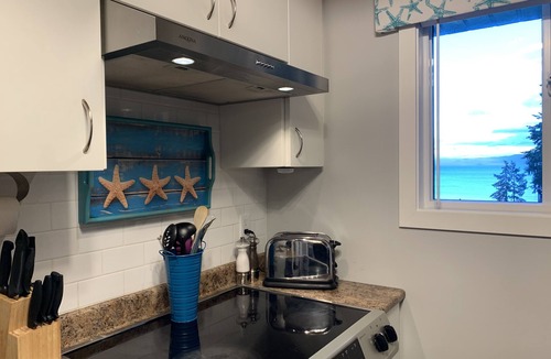 Regional District of Nanaimo Cottage | Tranquil Cottage in Bowser. Beautiful ocean views.