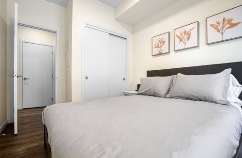 Beltline Apartment | Tranquil Getaway w/ Private Den, Patio & Smart TV