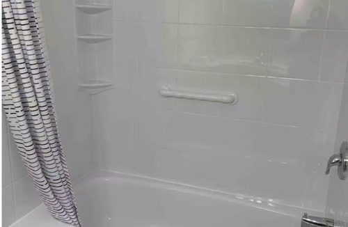 Moncton Apartment | Tranquil Retreats on Robinson