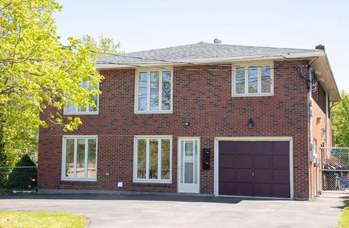 Moncton Apartment | Tranquil Retreats on Robinson