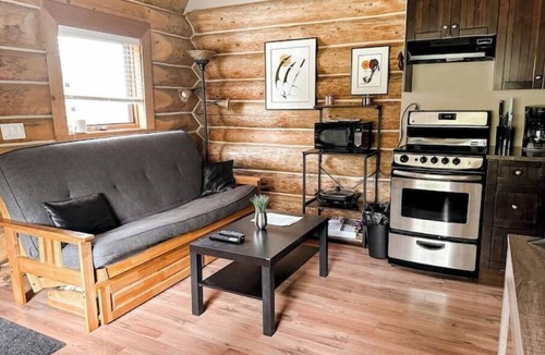 Lac Le Jeune Cabin | Tranquil Wilderness Cabin