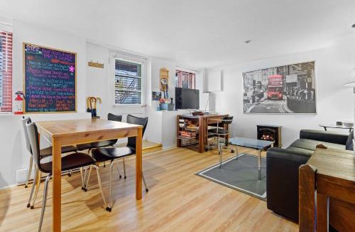 Paine-Sec Apartment | Traversier Gratuit- Aux Trois Filles