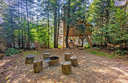Saint-Faustin-Lac-Carre House | Treehouse by the lake, with rooftop terrace | Lodging #02