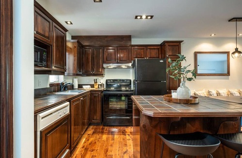Mont-Tremblant Villa | Tremblant Classic Chalet: La Bête Golf Course