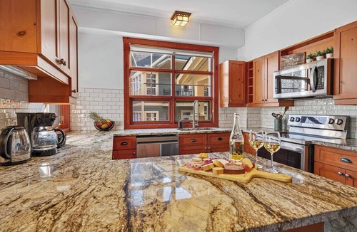 Tremblant-Les-Eaux Condo | Tremblant Les Eaux B 203-3 - Mont-Tremblant