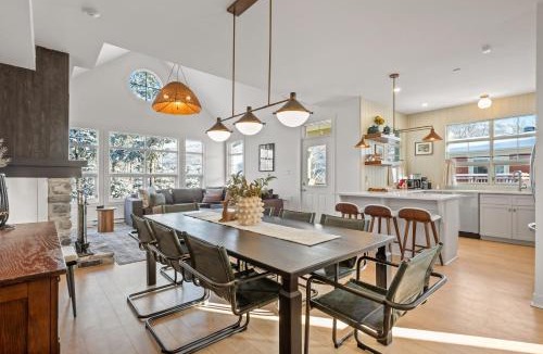 Tremblant-Les-Eaux House | Tremblant Prestige - Les Eaux 221-3