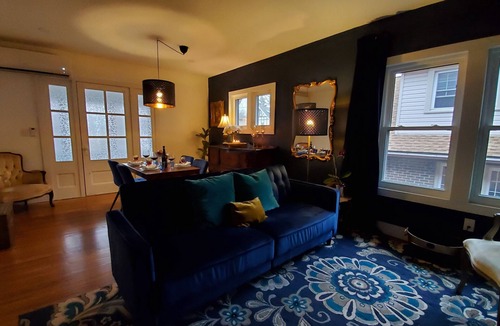 Niagara Falls Apartment | Trendy Apartment, Steps to Niagara Falls, Free Parking, Walk to Attractions!