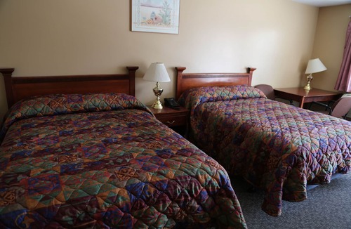 Prince Albert Hotel | Twilite Motel & RV Park
