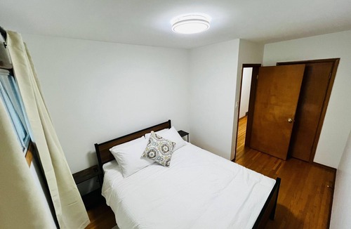 Calgary House | Two Bedroom suite Mayland Heights
