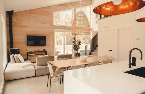 Morin Heights Villa | Two Zen Houses 3 & 6 - Villas and Spas