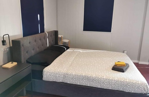 Sliammon Apartment | U4 Seaside Serenity: Seal Bay Glamping Retreat