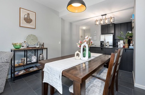 Victoria Park Apartment | Unbeatable view, walk to BMO, Stampede, FREE Underground parking
