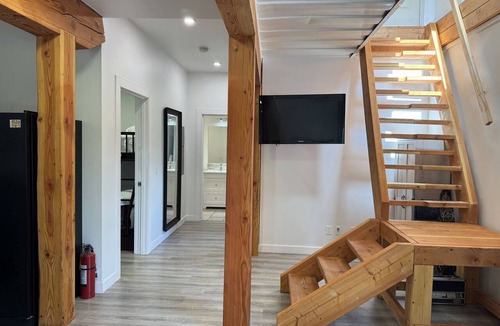 Golden House | Unique Container home. 10 min from town. Stunning Mountain Views!