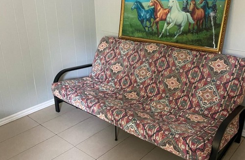 Wasaga Beach Cabin | Unit 8 1BR Beach Suite 5-Min Walk to Beach BBQ Parking