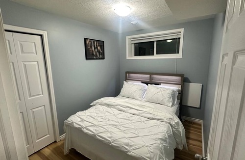 Northwest Calgary Bed & Breakfast | Unwind in Konga Suite-an upscale,modern 2 bedroom walk out with private access