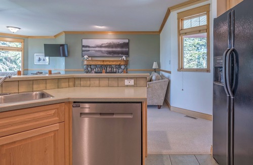 Silver Star Mountain House | Upgraded Townhouse with BBQ, Hot Tub, Laundry and Gear Room!