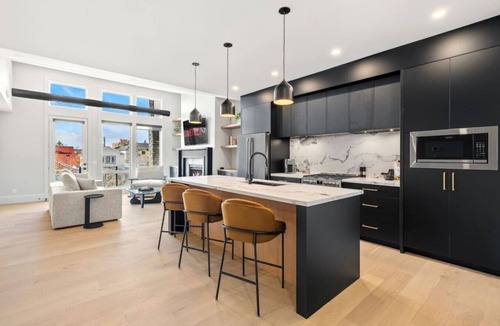 Killarney House | Urban Luxury 2 Bed | Garage | Min to DT