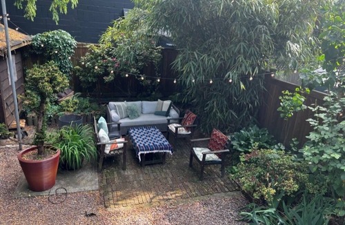 Mount Pleasant House | Urban Oasis: Midcentury Townhouse in Hip Mount Pleasant