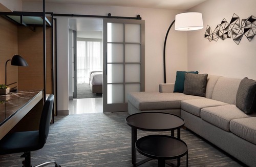 Richmond City Centre Hotel | Vancouver Airport Marriott