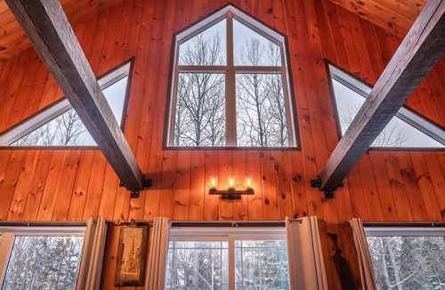 Saint-Gabriel-de-Brandon Ski Chalet | Venez visiter notre fabuleux chalet !