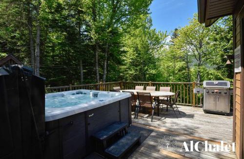 Petite-Riviere-Saint-Francois Ski Chalet | Villa Alpine - Alpin en Foret - Spa