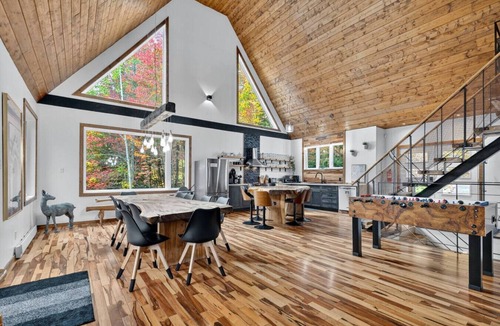 Saint Come Ski Chalet | Villa Nature Luxe Chalet: Lake Access+Private Spa