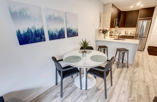 Village North Condo | VillageMinimalistVibe - Views Free Parking Hot Tub