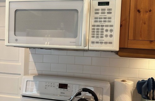 New Westminster Bed & Breakfast | Vintage Comfort