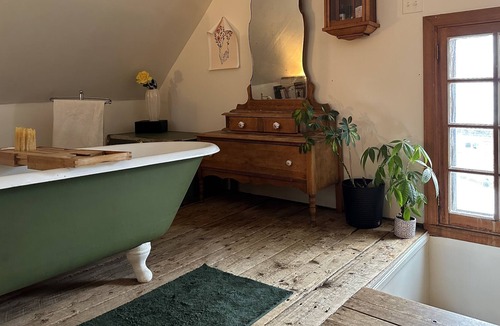 La Minerve Cabin | Vrbo Property